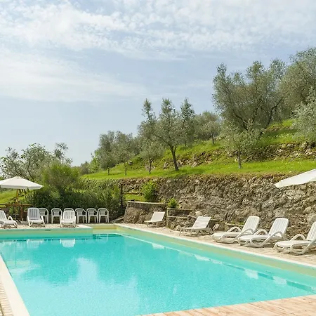 Villa Casale Il Gualdo By Vacavilla *